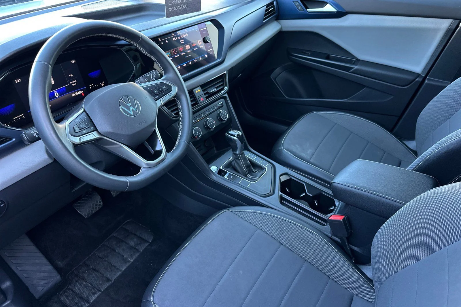 Certified Used 2022 Blue Volkswagen 1.5T SE image 10
