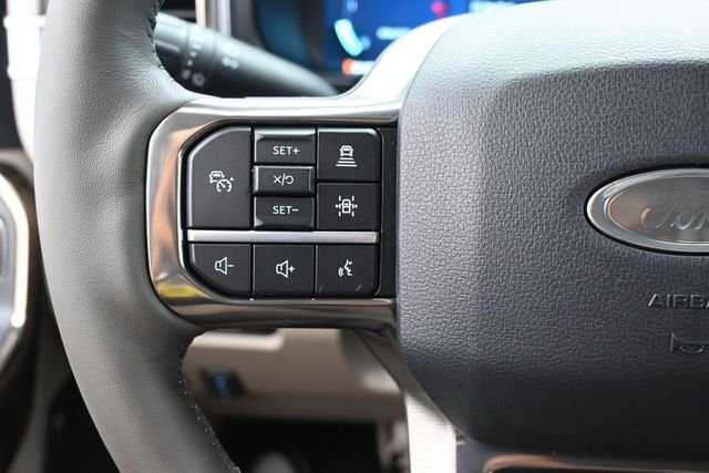 New 2026 Star White Metallic Tri-Coat Ford F-250® Platinum® image 16