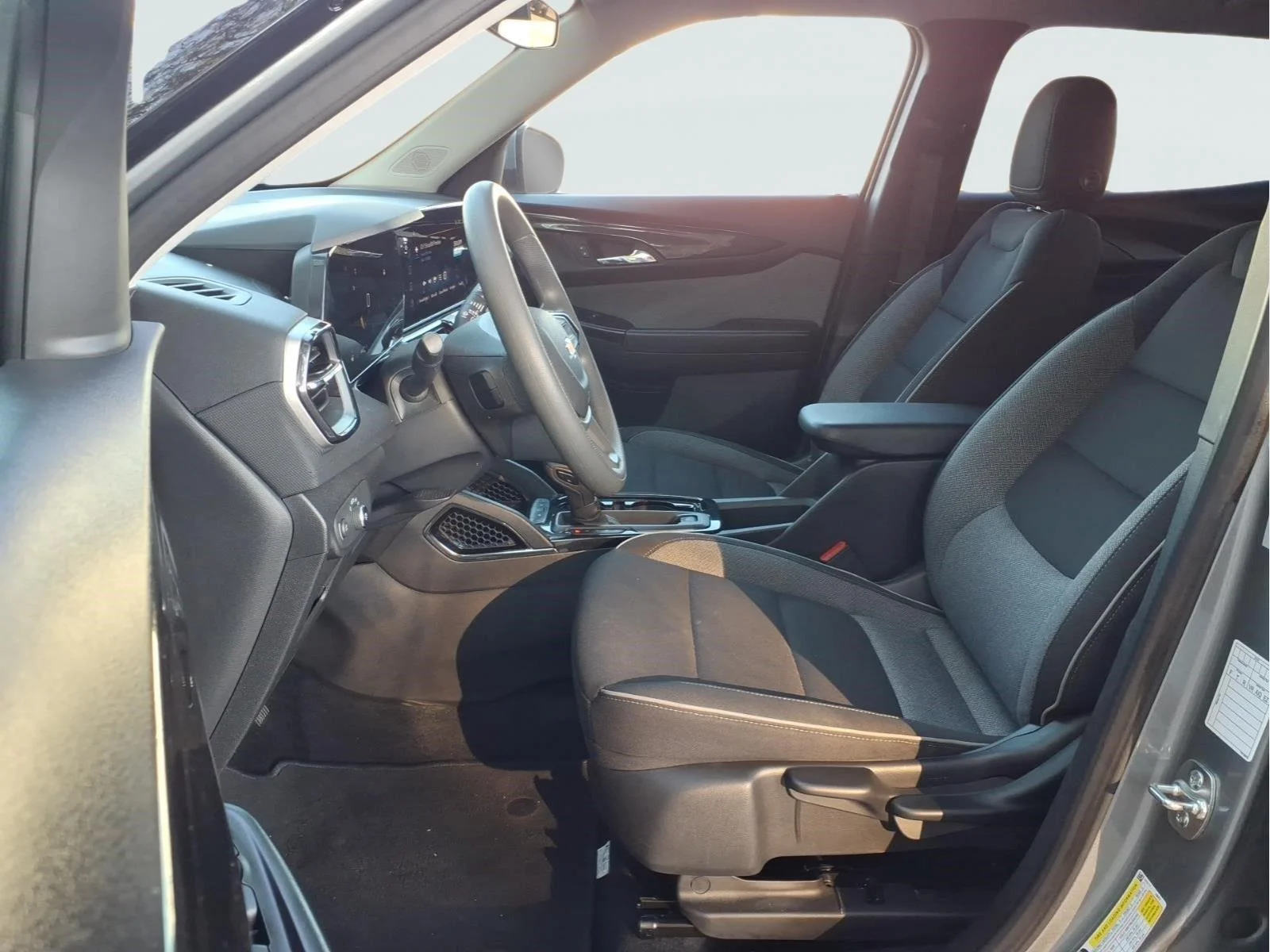 Used 2025 Sterling Gray Metallic Chevrolet LT image 16
