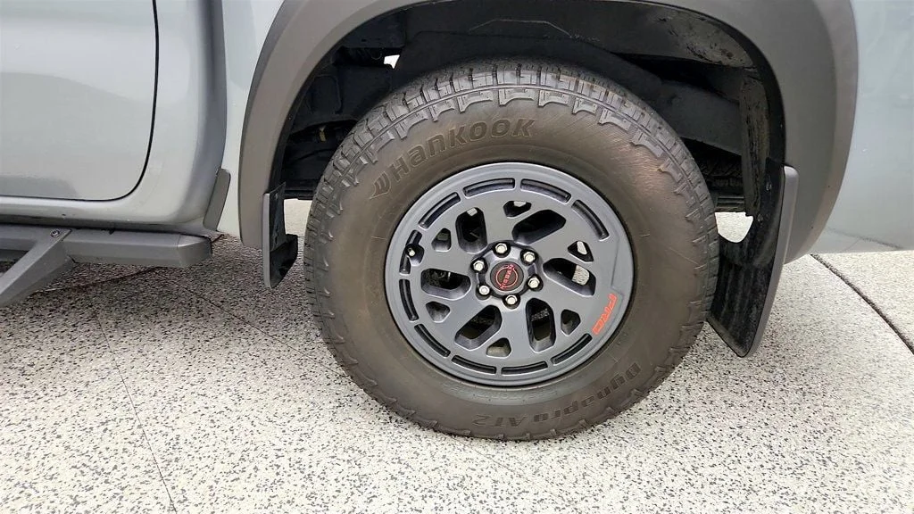 Used 2025 Boulder Gray Pearl Nissan Crew Cab 4x2 PRO-X w/ Step Rails & Remote Start image 10