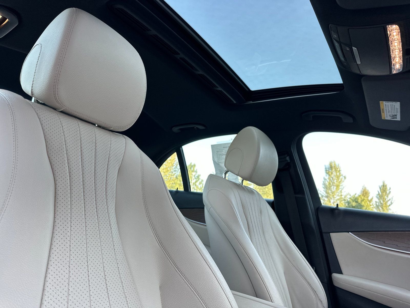 2019 Mercedes-Benz E-Class E300 - Photo 16