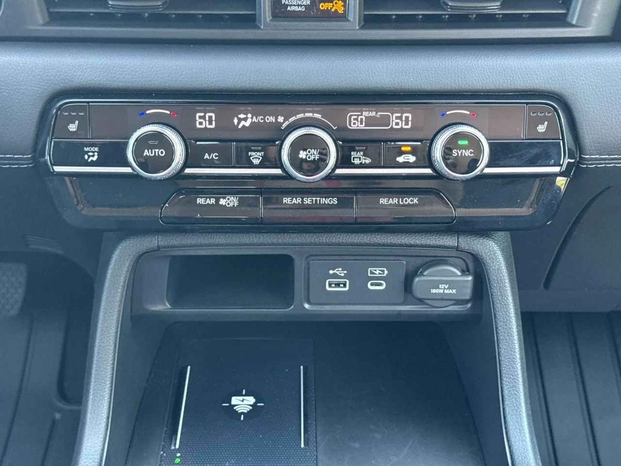 2025 Honda Pilot EX-L - Photo 16