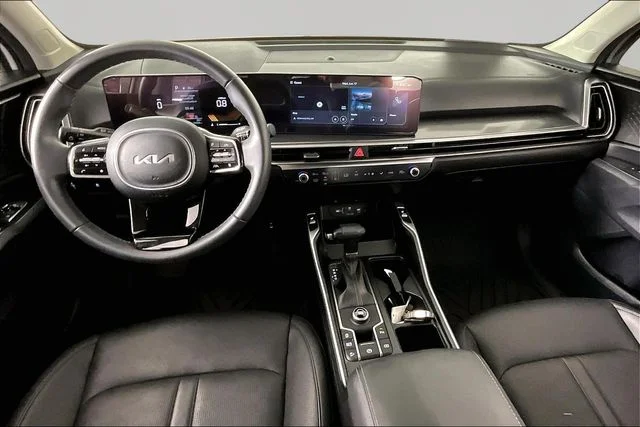 Certified Used 2025 Gray Kia S image 7