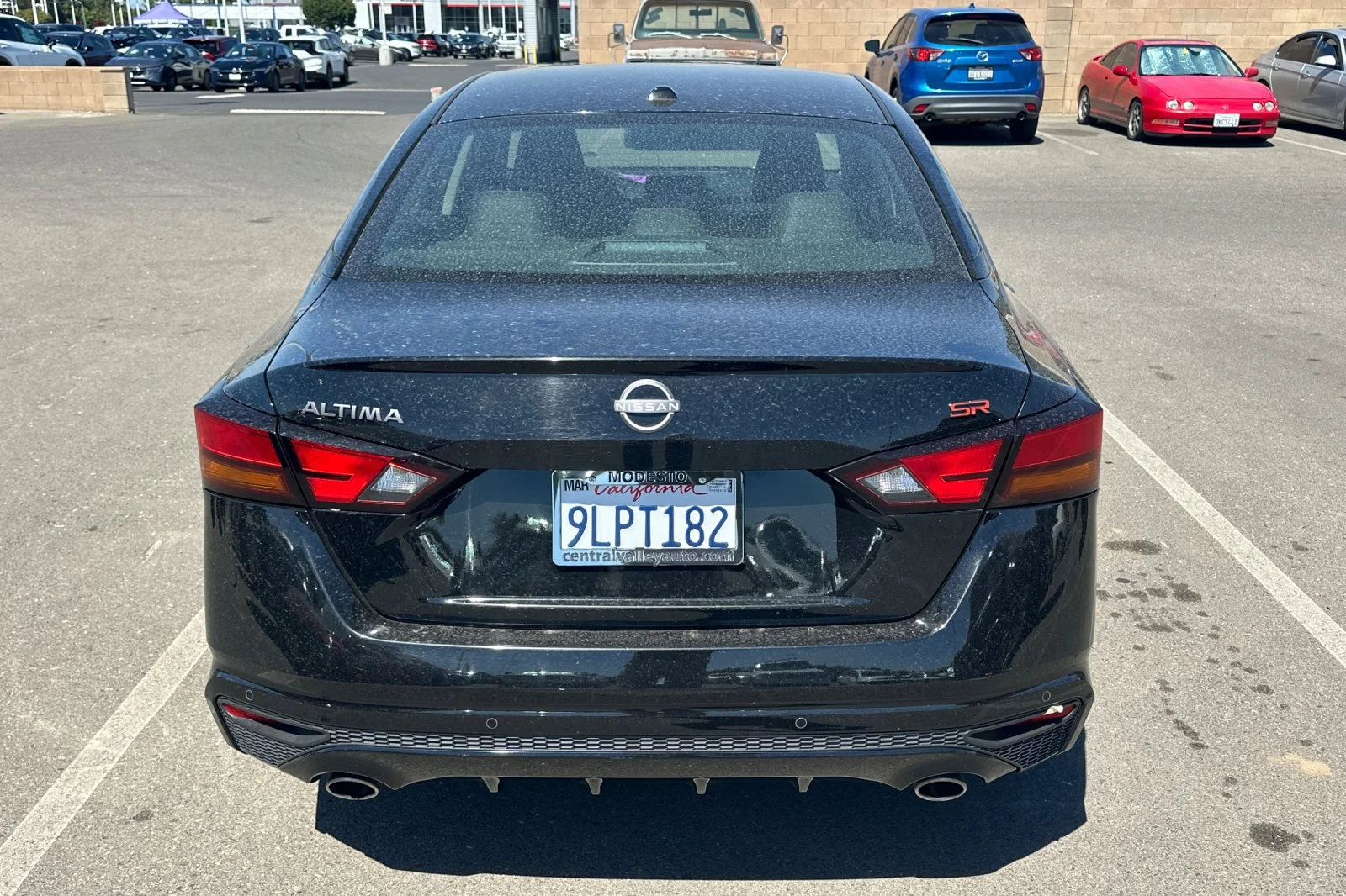 Used 2024 Super Black Nissan 2.5 SR image 6