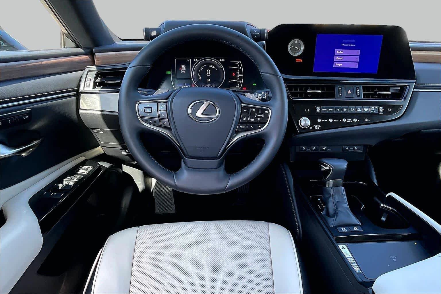 Used 2023 Moonbeam Beige Metallic Lexus  image 5