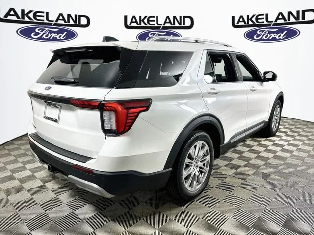 New 2026 White Ford Platinum image 3