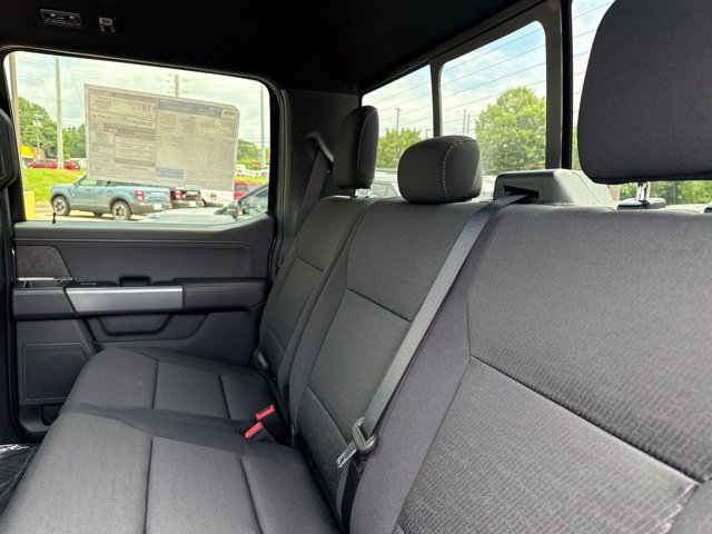 New 2026 Carbonized Gray Metallic Ford XLT image 15