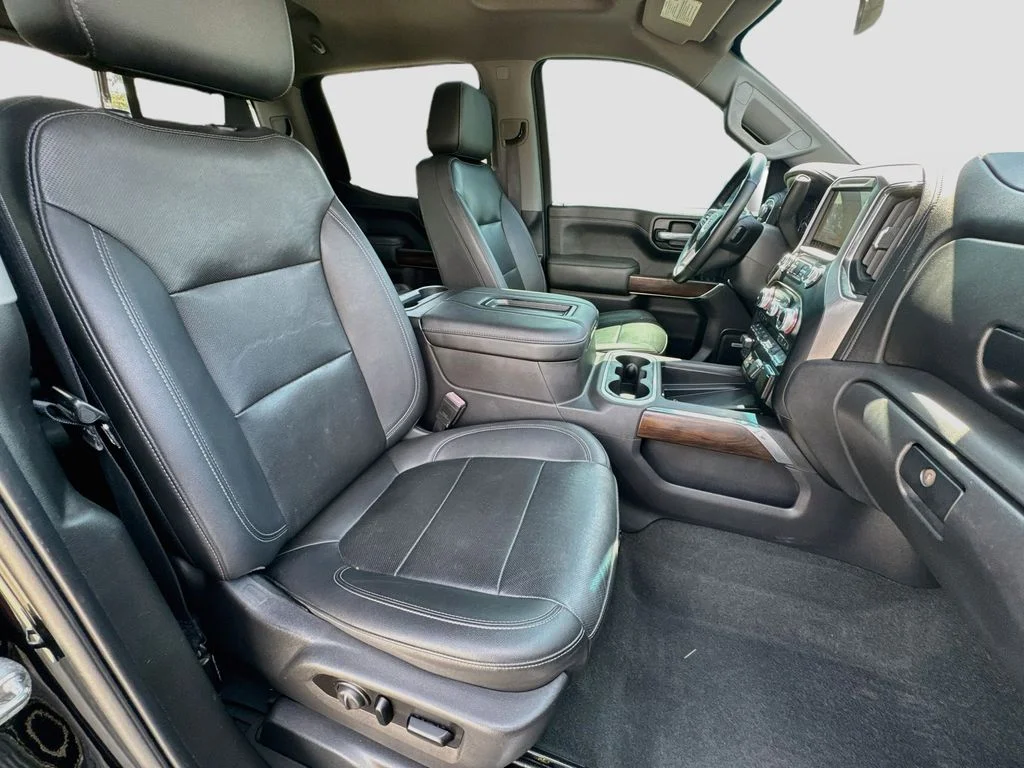 Used 2021 Black GMC SLT image 34