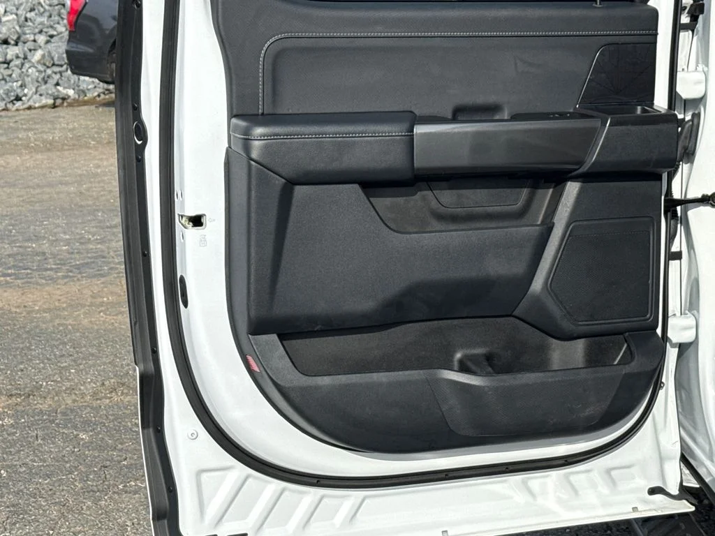Used 2023 White Ford XLT image 21