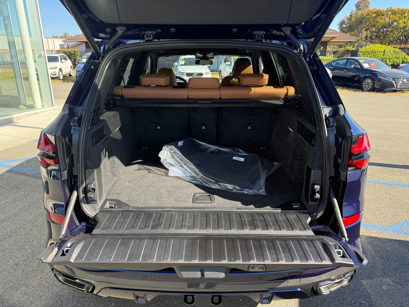 New 2026 Tanzanite Blue II Metallic BMW xDrive40i image 31
