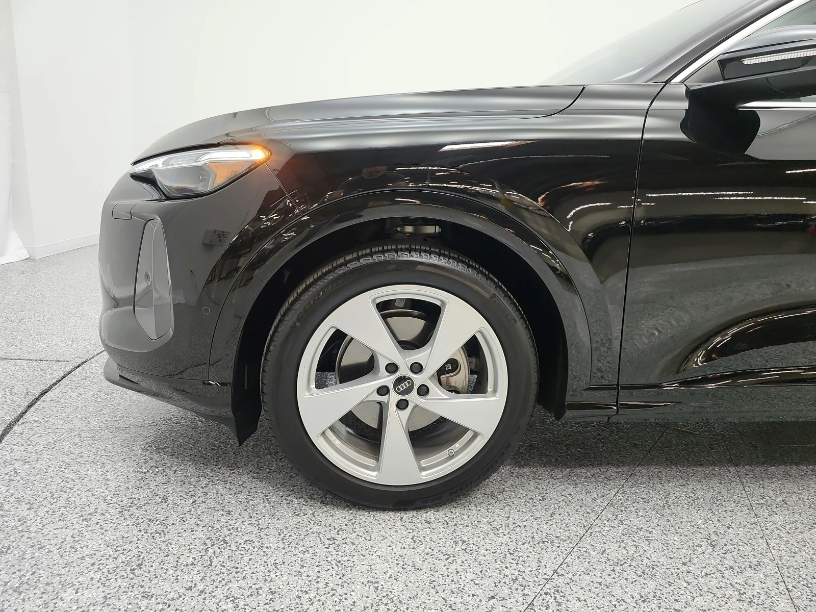 Used 2025 Mythos Black Metallic Audi Prestige 2.0 TFSI quattro image 38