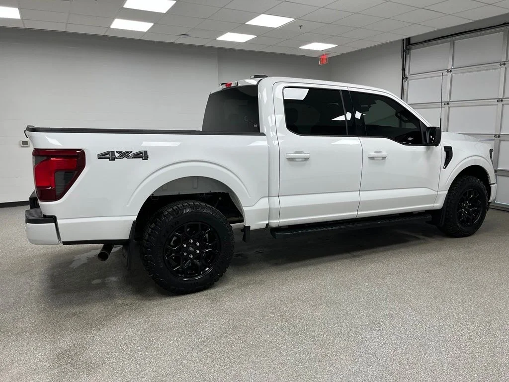 Used 2024 White Ford XLT image 11