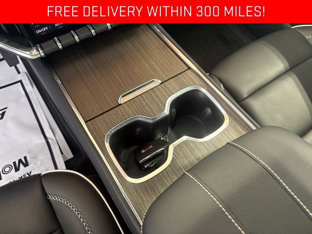 2026 GMC Acadia Denali - Photo 14