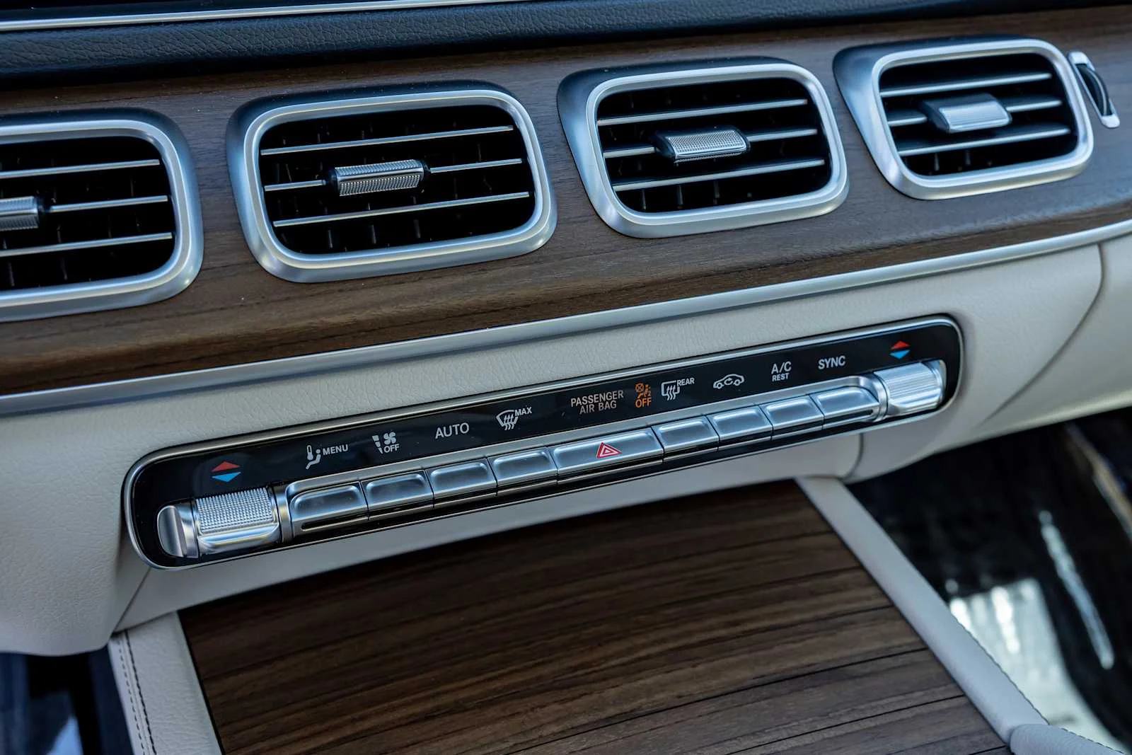 New 2026 Polar White Mercedes-Benz GLE 350 image 18
