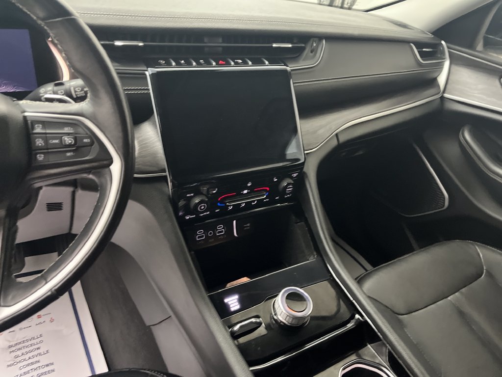 Used 2021 Silver Jeep Limited image 17