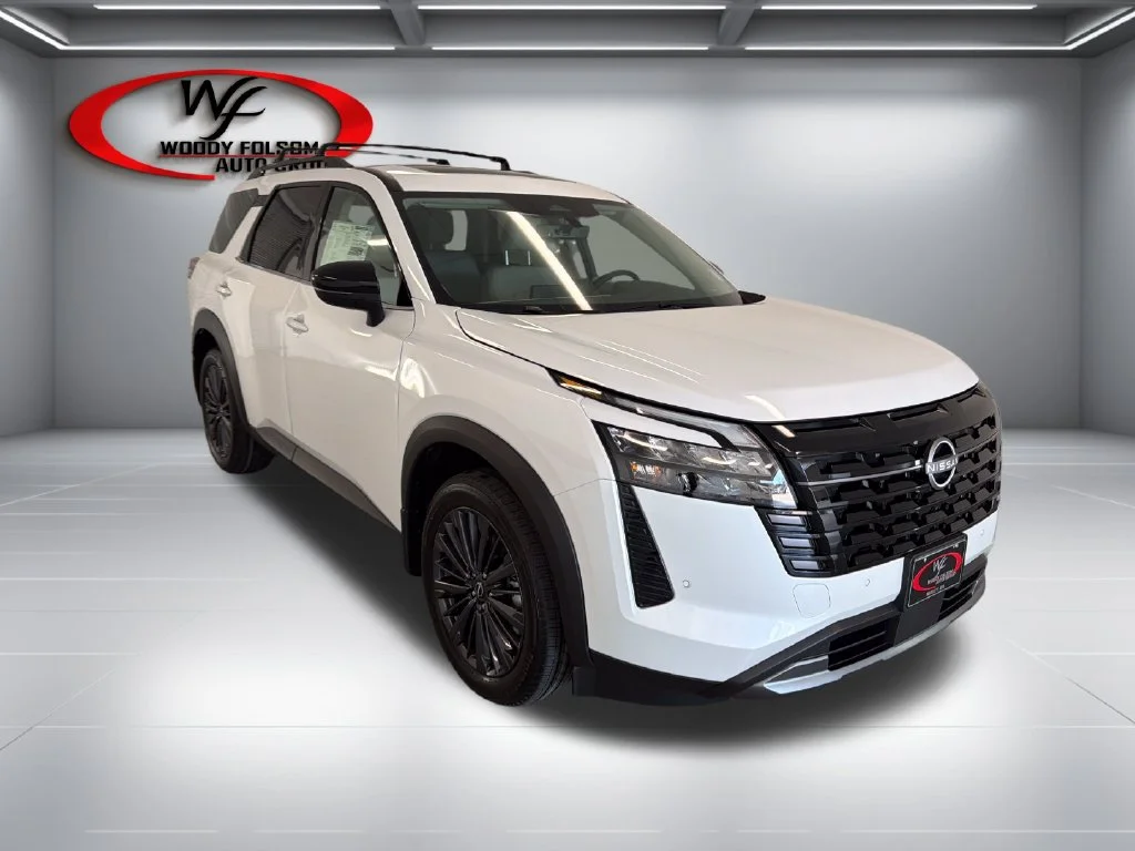 New 2026 Everest White Pearl TriCoat Nissan SL image 3