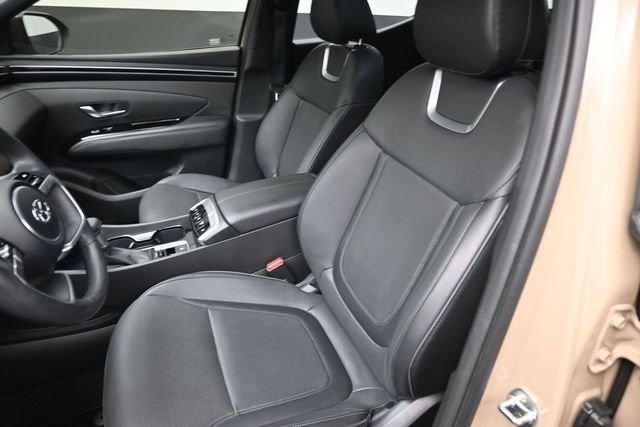 Used 2023 Beige Hyundai Limited image 19