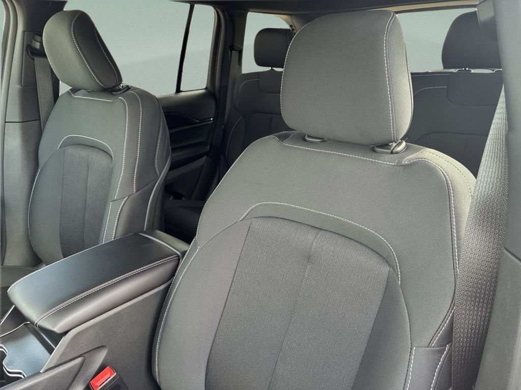 New 2025 White Jeep Laredo X image 18