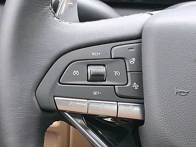 Used 2026 Silver Cadillac Premium Luxury image 11