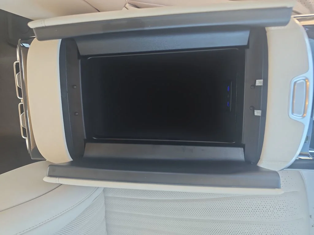 Used 2025 White Mercedes-Benz S 500 image 27