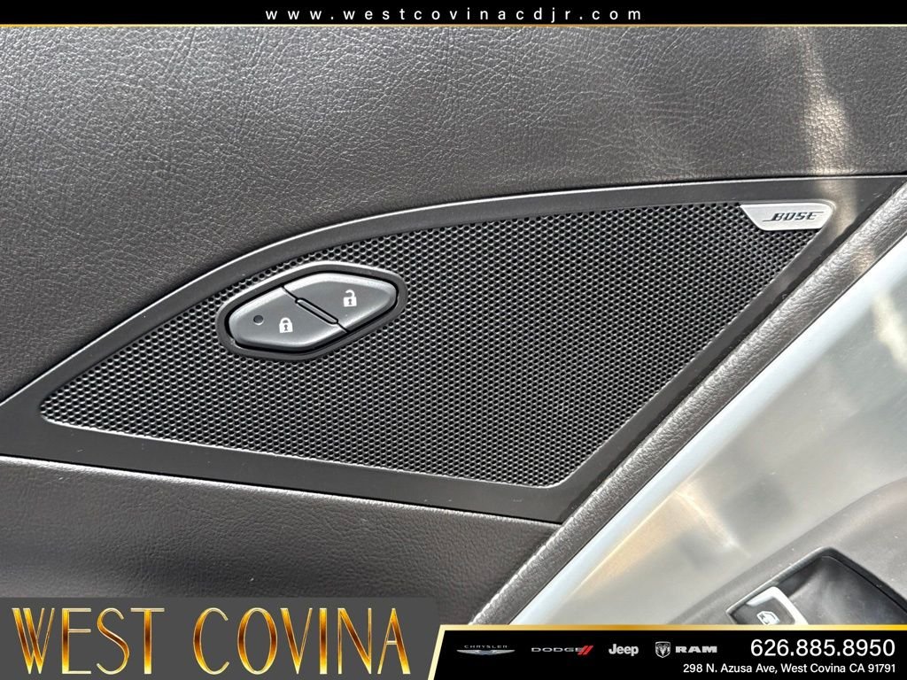 Used 2015 Gray Chevrolet Stingray image 24