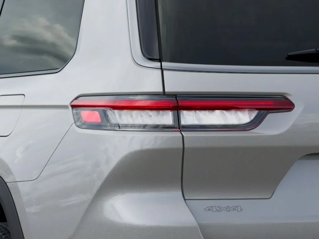 New 2026 Silver Zynith Jeep  image 9