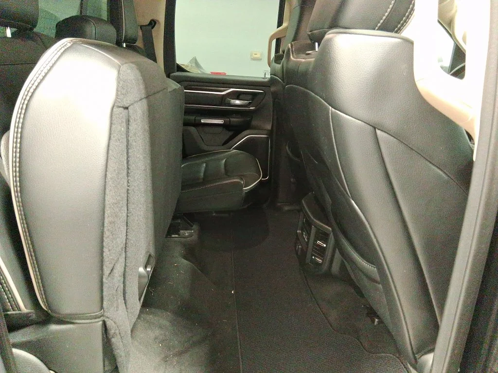 Used 2021 Black Ram Laramie image 34