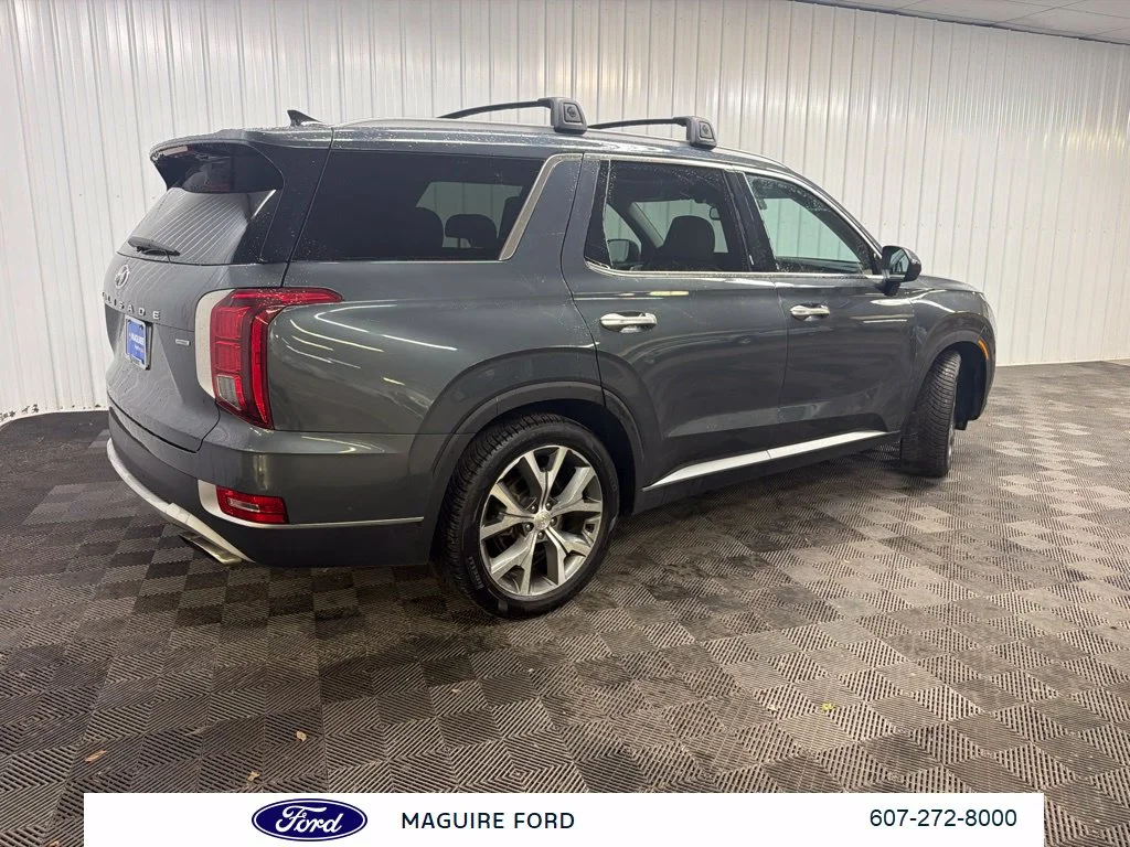 Used 2022 Gray Hyundai SEL image 10
