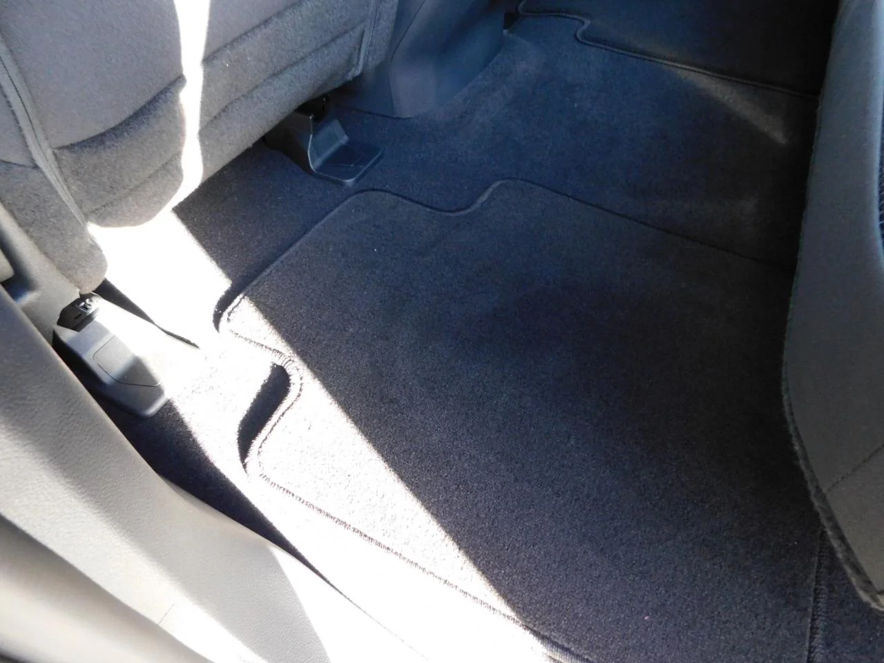 New 2026 Agate Black Metallic Ford XLT image 25