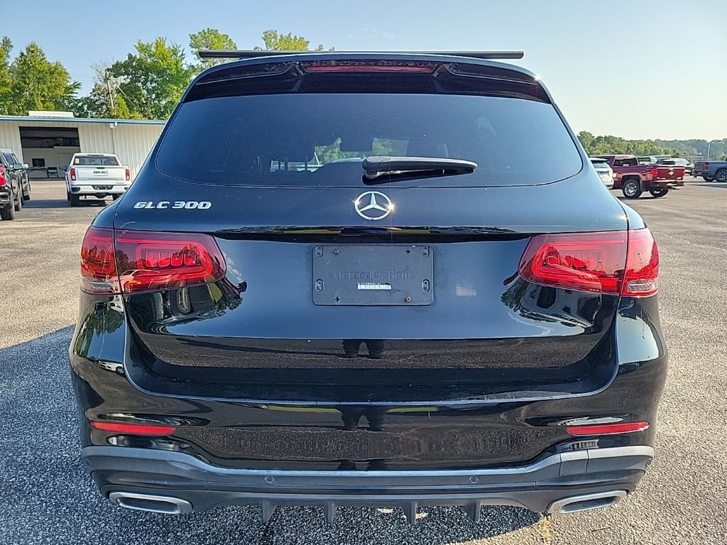 Used 2022  Mercedes-Benz GLC 300 image 6