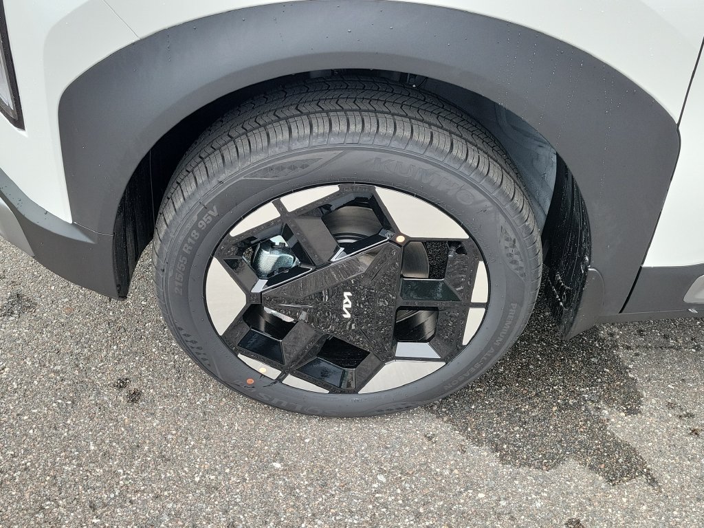 New 2027 Snow White Pearl Kia S image 33