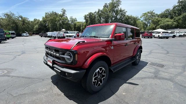 2026 Ford Bronco Outer Banks®