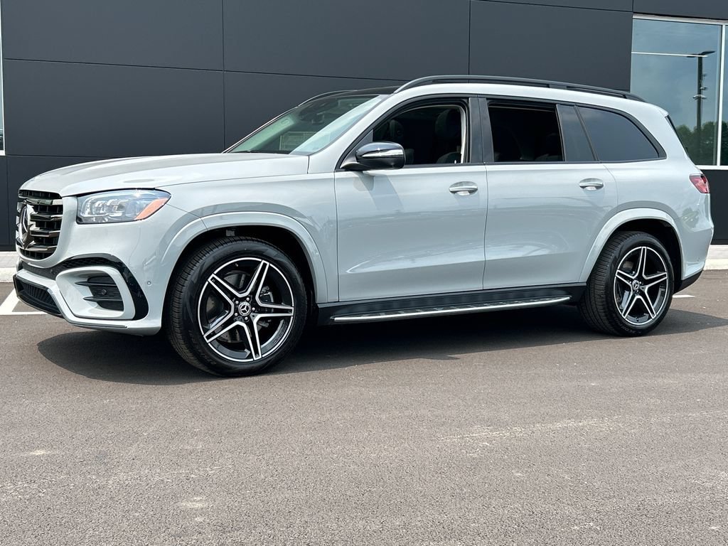New 2026 MANUFAKTUR Alpine Grey Mercedes-Benz GLS 450 image 40
