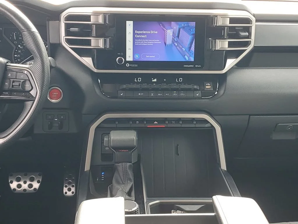 Used 2022 White Toyota SR5 image 15