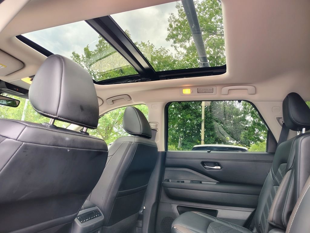 2024 Nissan Pathfinder Platinum - Photo 39