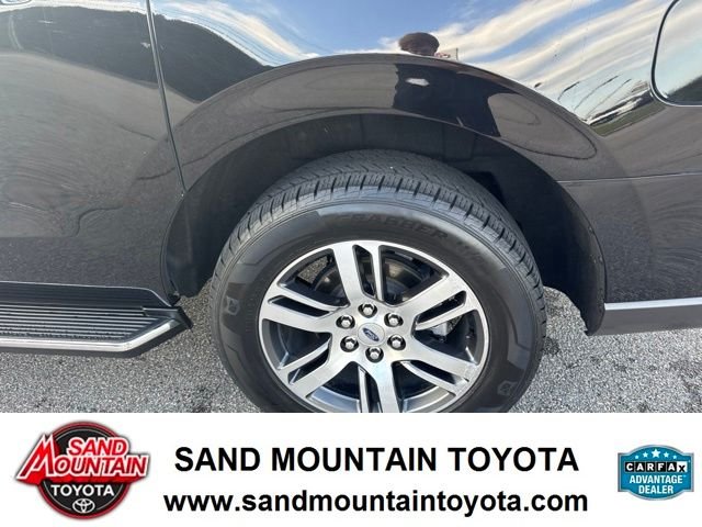 Used 2023 Black Ford Limited image 12