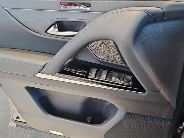 New 2026 Manganese Luster Lexus LUXURY image 31