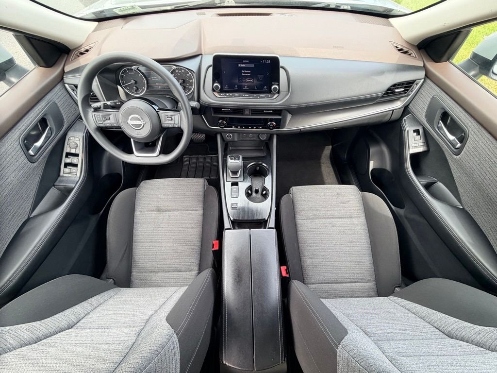 Used 2023 Silver Nissan SV image 21