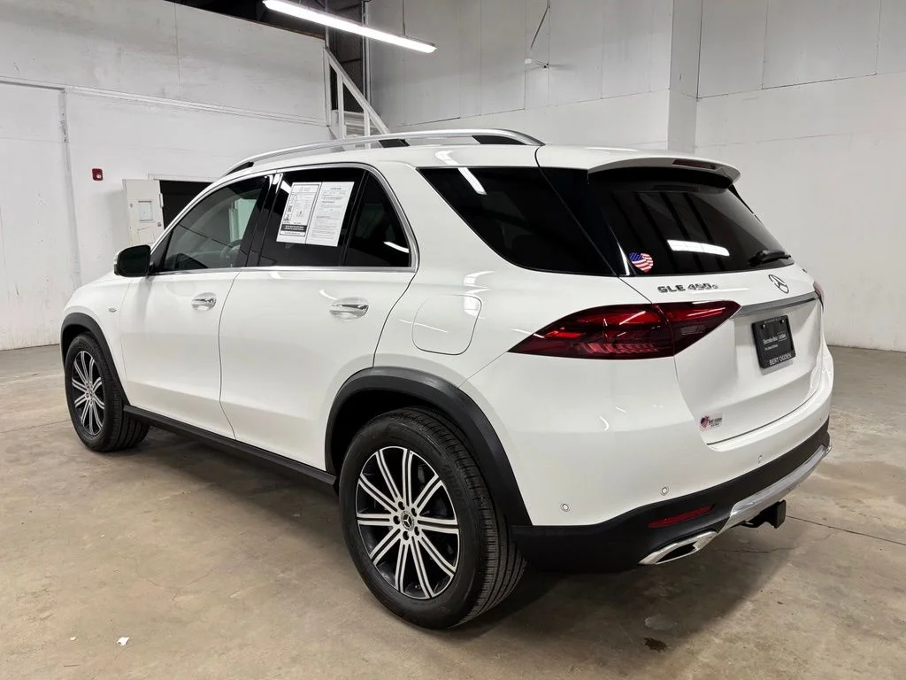 Used 2025 White Mercedes-Benz GLE 450e image 6
