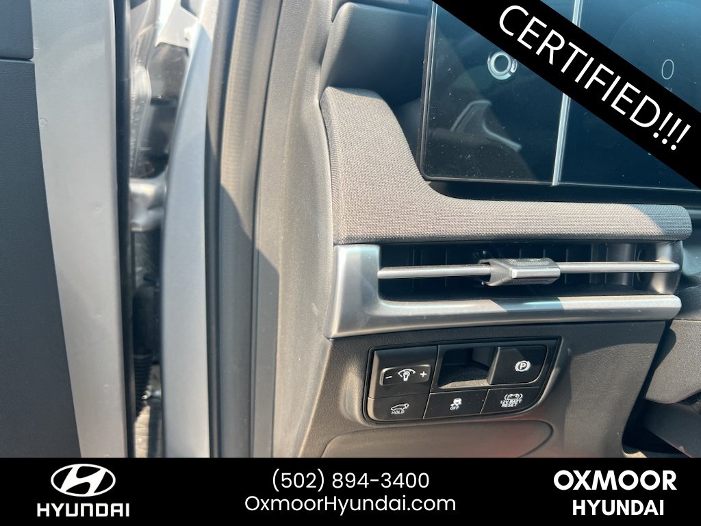 Used 2025 Shimmering Silver Hyundai Limited image 7