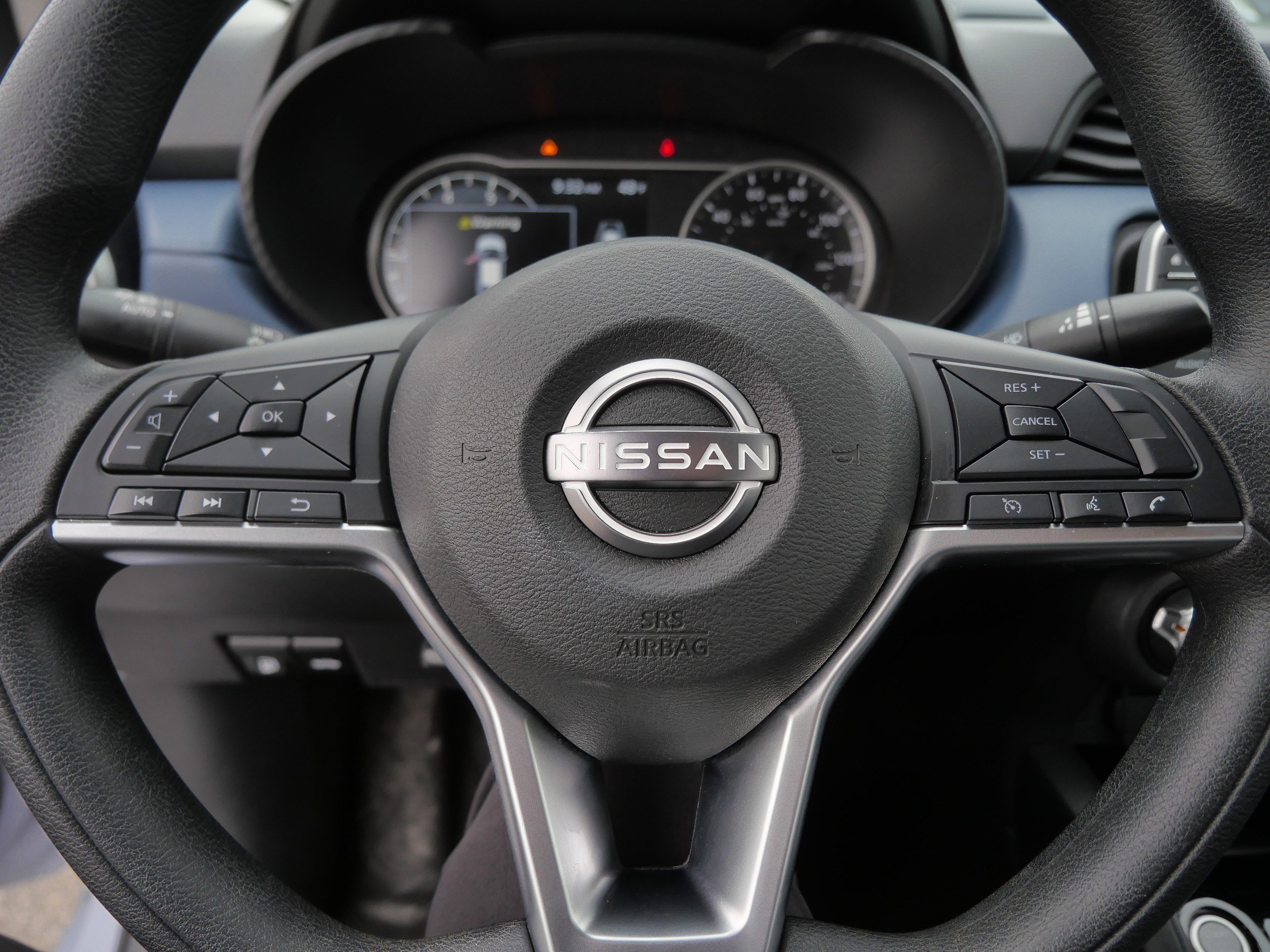 2025 Nissan Versa Sedan SV - Photo 25