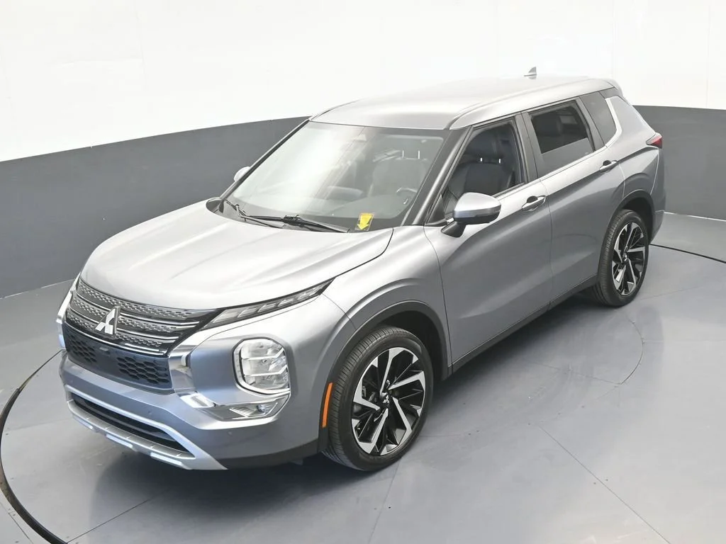 2022 Mitsubishi Outlander SE - Photo 41