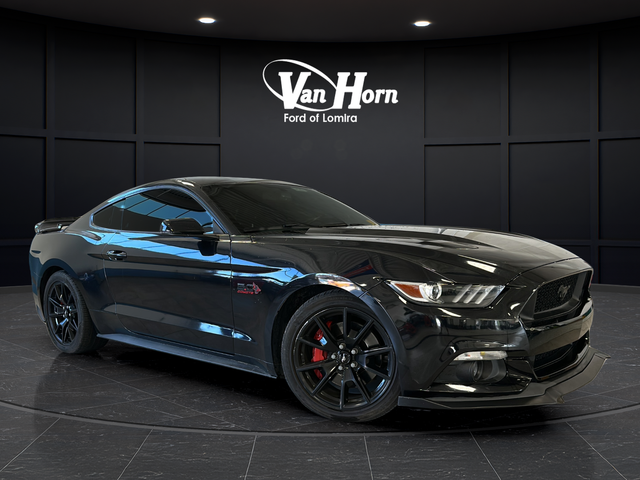 Used 2017 Shadow Black Ford GT Premium image 1
