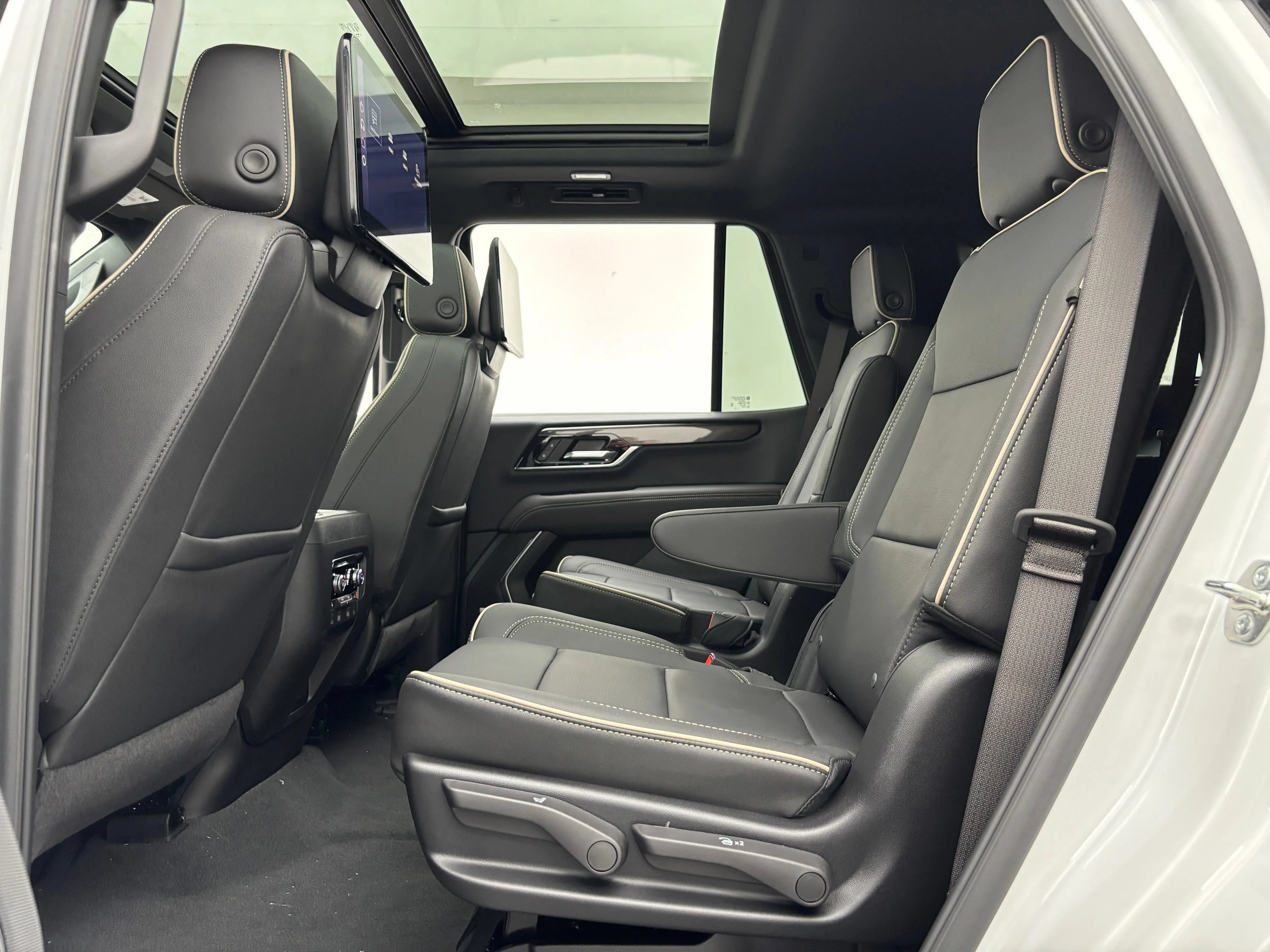 2026 GMC Yukon Elevation - Photo 48