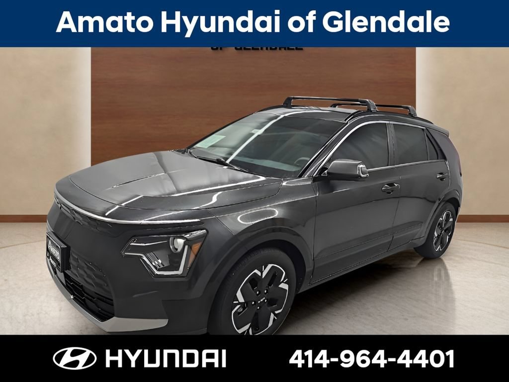 Used 2023 Kia Niro Wind with VIN KNDCR3L10P5046644 for sale in Glendale, WI