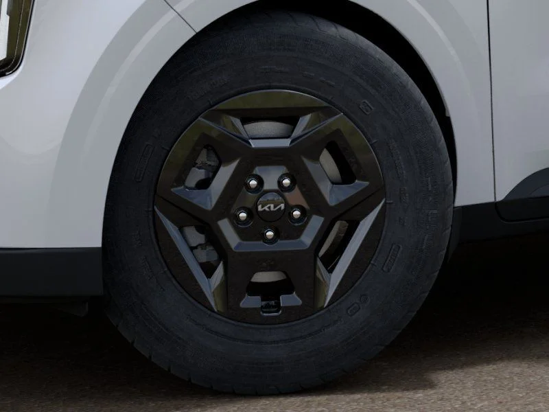 New 2026 Snow White Pearl Kia LXS image 9