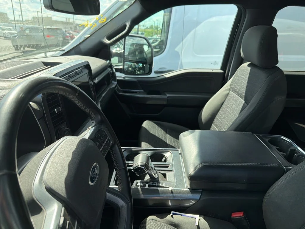 Used 2023 Black Ford XLT image 6