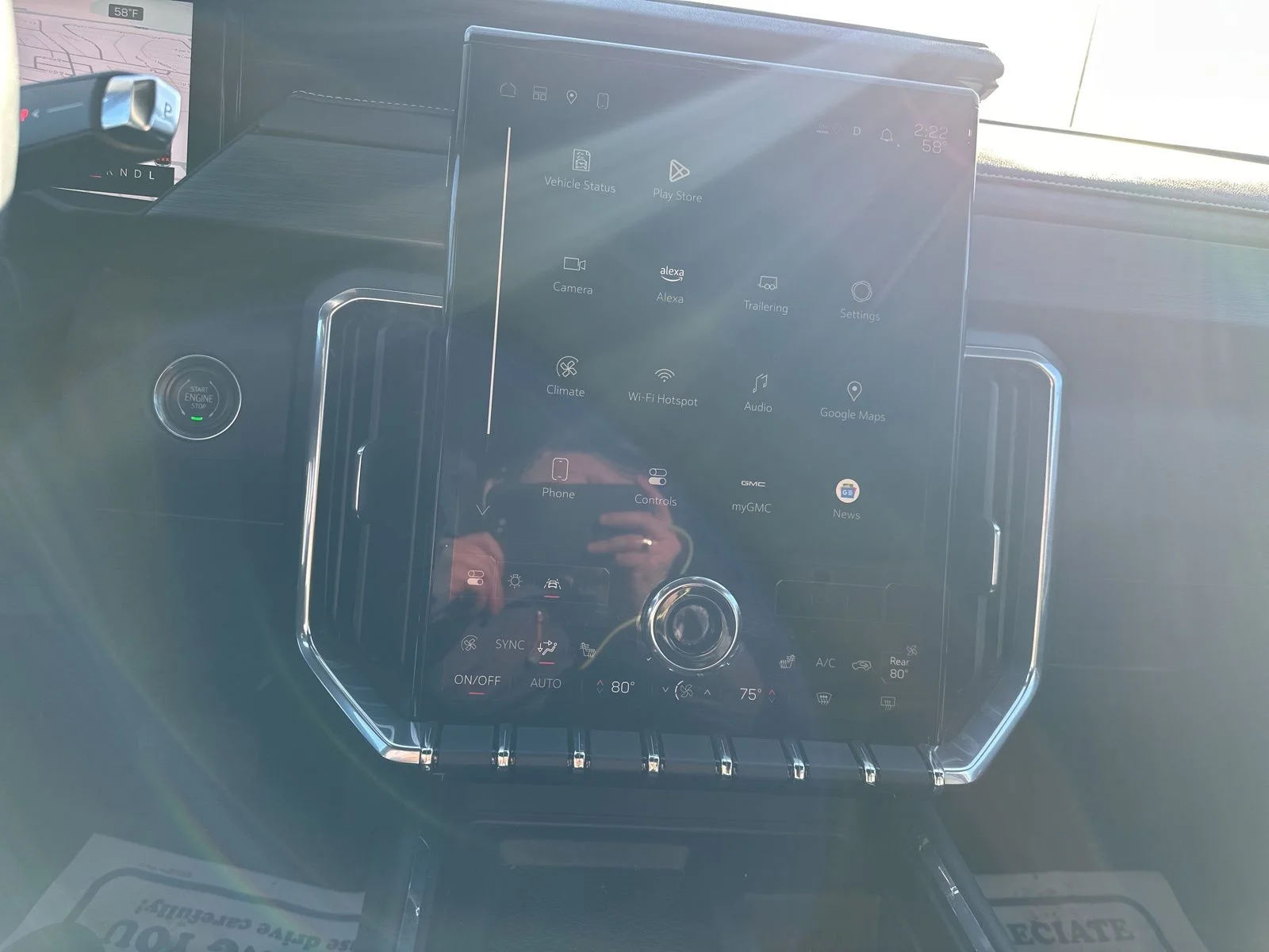 Used 2025 White GMC Elevation image 36
