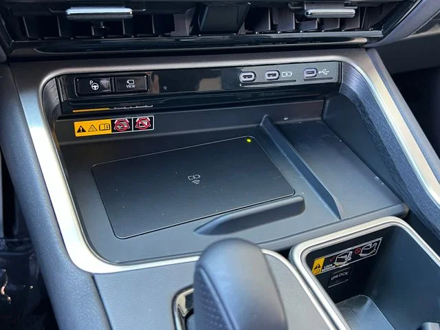 Certified Used 2025 Celestial Silver Metallic Lexus 500h F SPORT Premium image 35