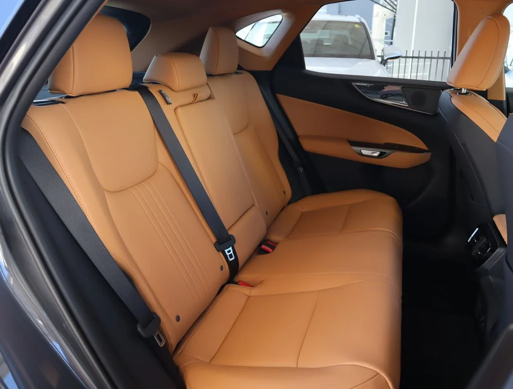 New 2026  Lexus 350h Premium image 38